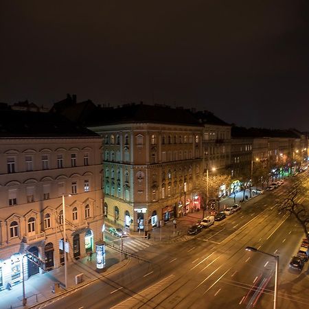 Nine Trees Apartment Budapest Luaran gambar