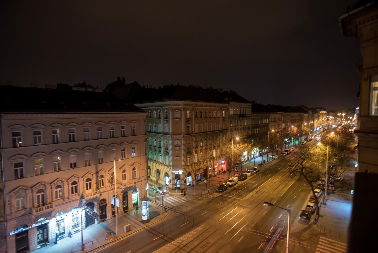 Nine Trees Apartment Budapest Luaran gambar